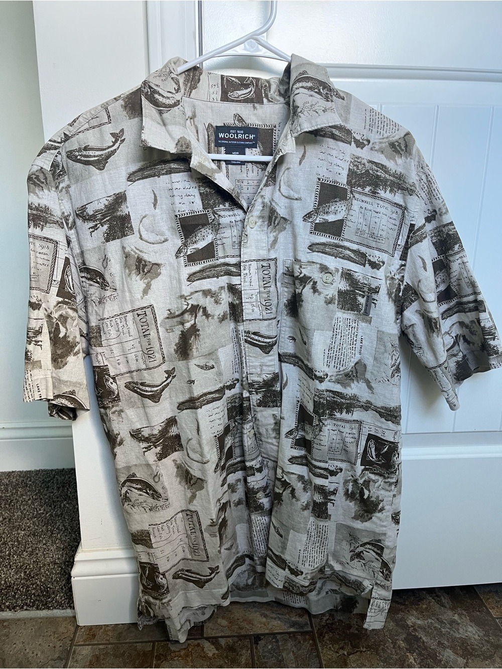 Woolrich Men’s Short Sleeve Button-Down Shirt in Beige and Brown Print